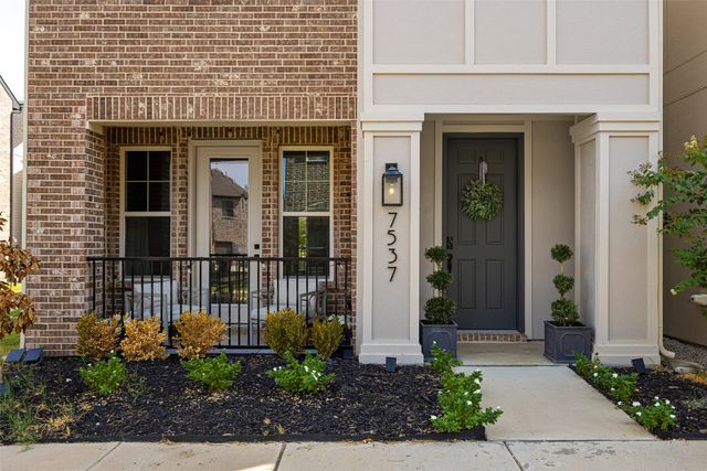 7537 Laburnam Road, Dallas, TX 75228