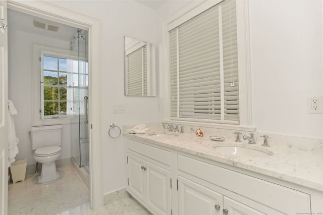 2 Elmwood Drive 2, Fairfield, CT 06890