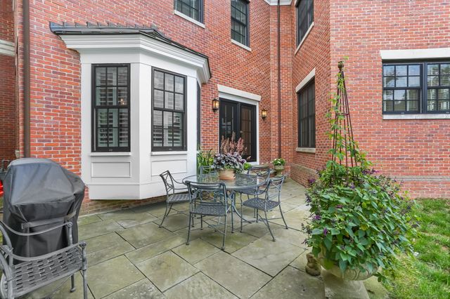 2 Elmwood Drive 2, Fairfield, CT 06890