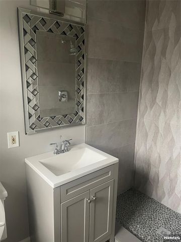 246 Lee Street, Elmwood Park, NJ 07407