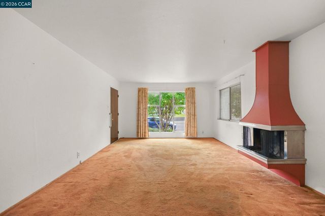 5501 Colorado Dr, Concord, CA 94521