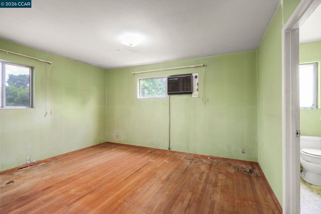5501 Colorado Dr, Concord, CA 94521