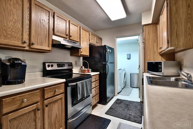 9940 Regatta Drive, Colerain Twp, OH 45252