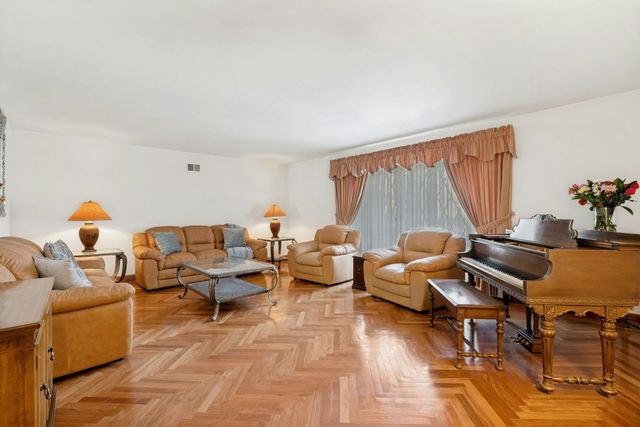 46 AVENUE B, Bayonne, NJ 07002