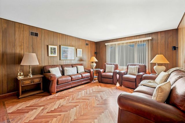 46 AVENUE B, Bayonne, NJ 07002
