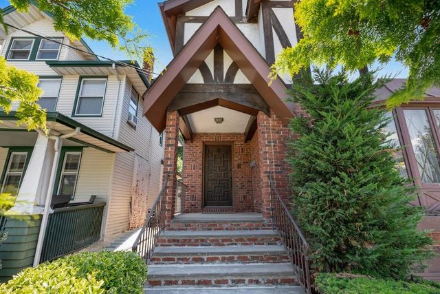 46 AVENUE B, Bayonne, NJ 07002