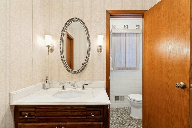 46 AVENUE B, Bayonne, NJ 07002