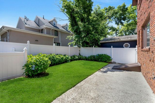 46 AVENUE B, Bayonne, NJ 07002