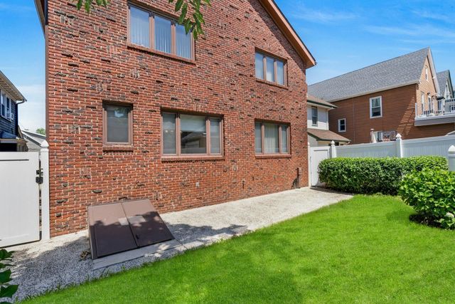 46 AVENUE B, Bayonne, NJ 07002
