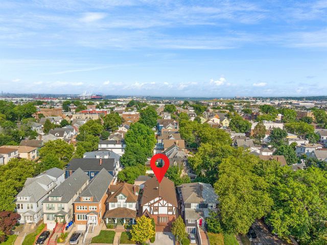 46 AVENUE B, Bayonne, NJ 07002