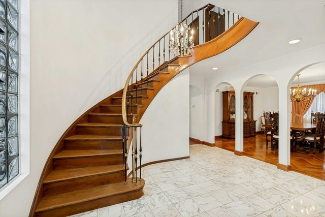 46 AVENUE B, Bayonne, NJ 07002