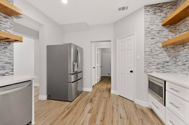 3605 Escabosa Drive, Garland, TX 75040