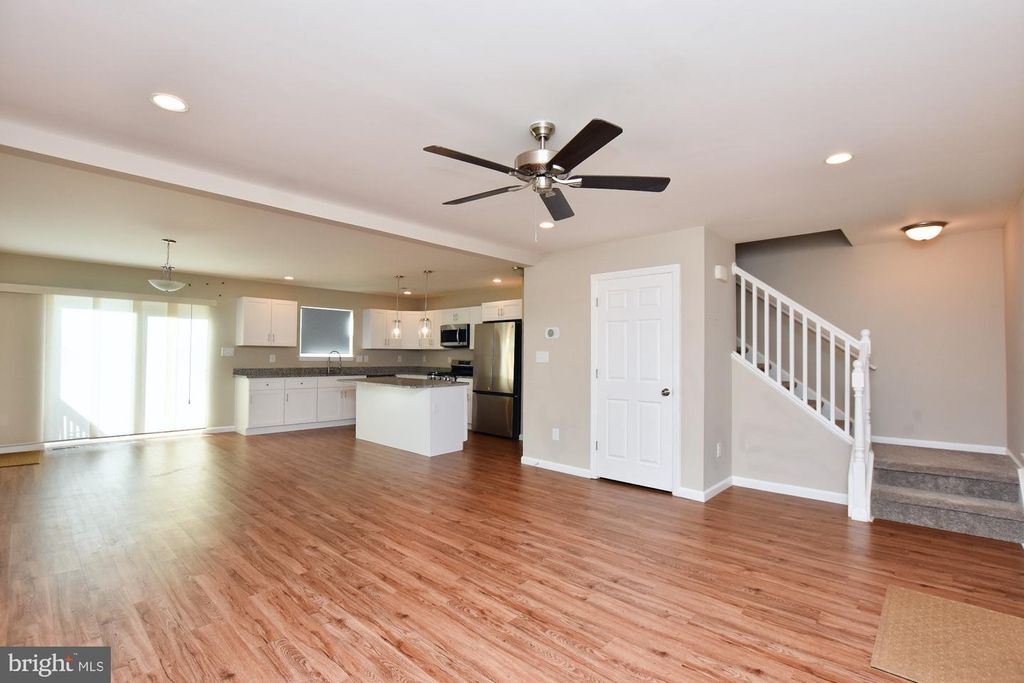 322 MYRTLE AVE, WEST BERLIN, NJ 08091 — photo 5