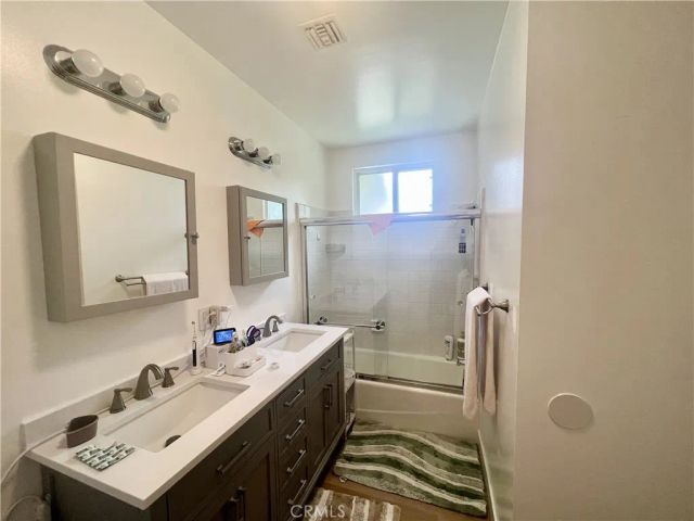 21106 Wardham, Lakewood, CA 90715