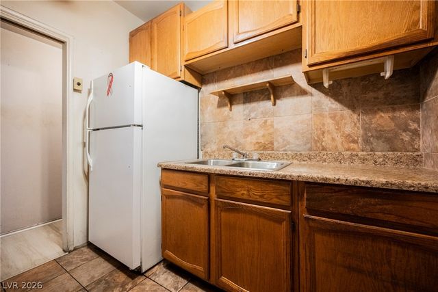1900 Holmes Street, Las Vegas, NV 89106