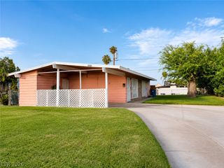 1900 Holmes Street, Las Vegas, NV 89106
