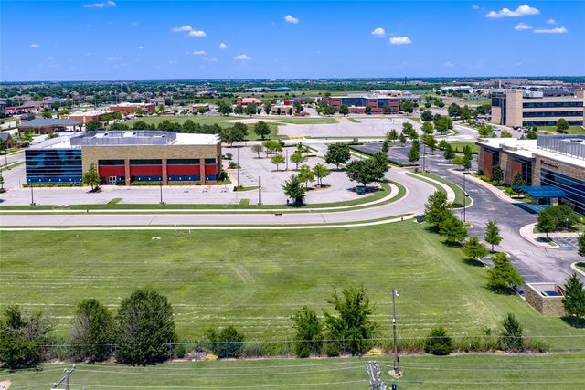 3480 Rc Luttrell Drive, Norman, OK 73072