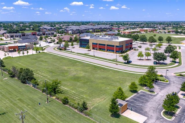 3480 Rc Luttrell Drive, Norman, OK 73072