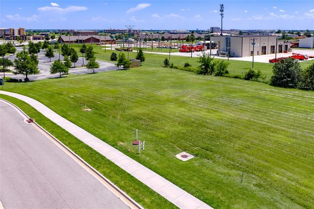 3480 Rc Luttrell Drive, Norman, OK 73072