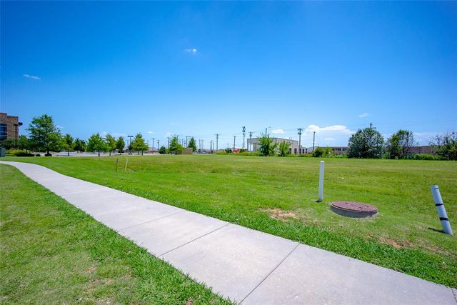 3480 Rc Luttrell Drive, Norman, OK 73072