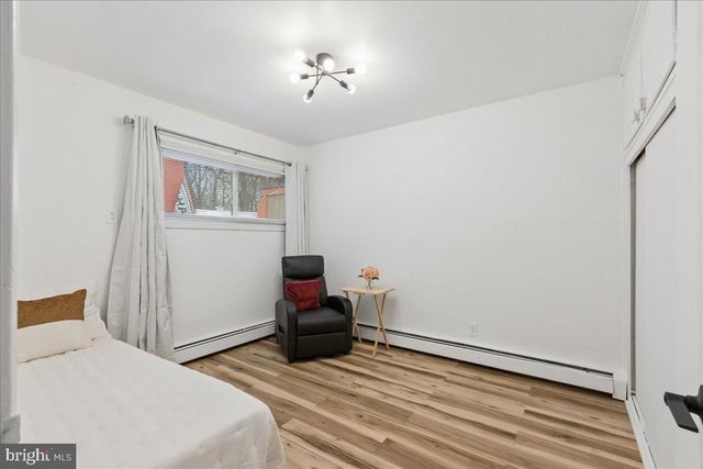 117 WINTHROP RD, Edison, NJ 08817