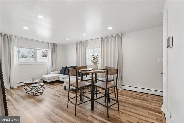 117 WINTHROP RD, Edison, NJ 08817