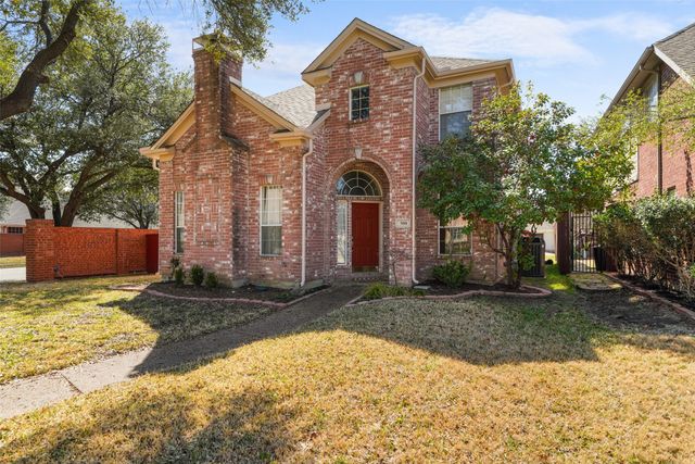 300 Cosbie Drive, Irving, TX 75063