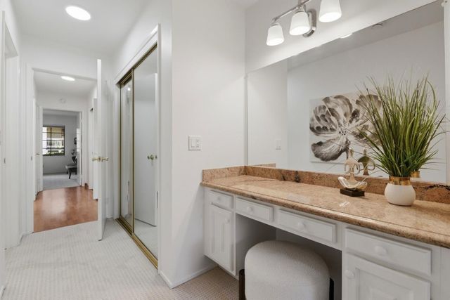 5081 Cribari Blfs, San Jose, CA 95135