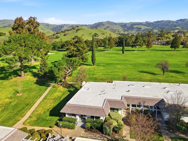 5081 Cribari Blfs, San Jose, CA 95135