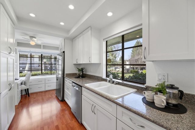 5081 Cribari Blfs, San Jose, CA 95135