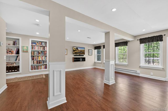 42 Philip Drive, Montgomery, NY 12549