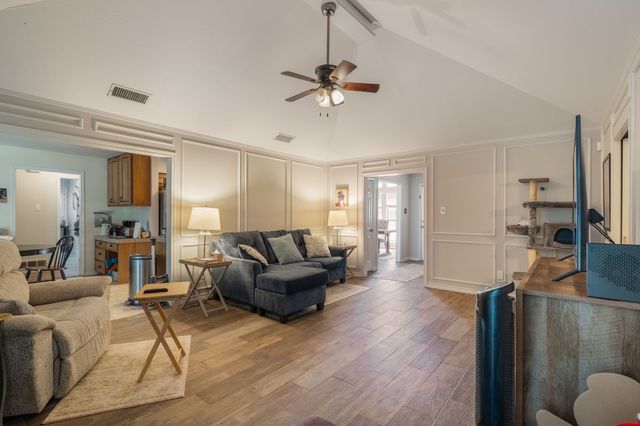 6805 Starnes Road, North Richland Hills, TX 76182