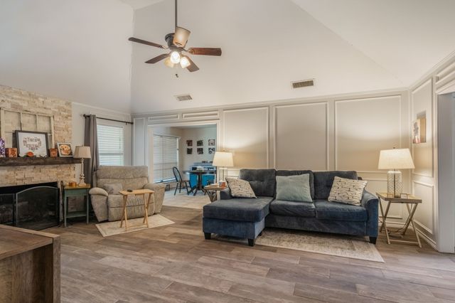 6805 Starnes Road, North Richland Hills, TX 76182