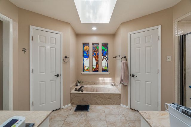 6805 Starnes Road, North Richland Hills, TX 76182