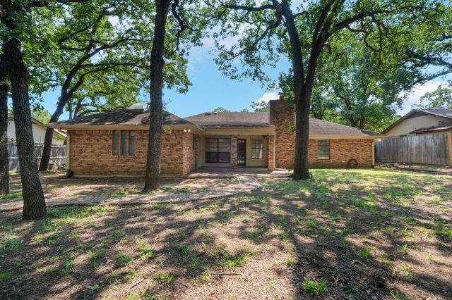 6805 Starnes Road, North Richland Hills, TX 76182