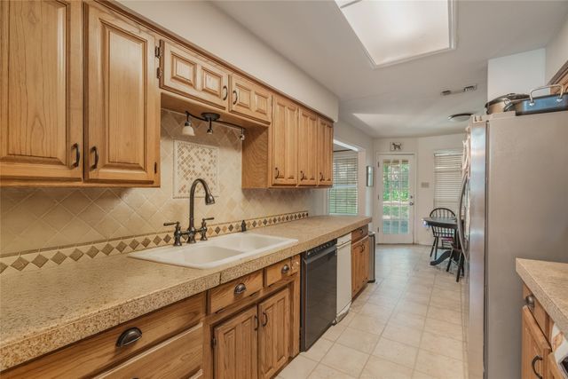 6805 Starnes Road, North Richland Hills, TX 76182