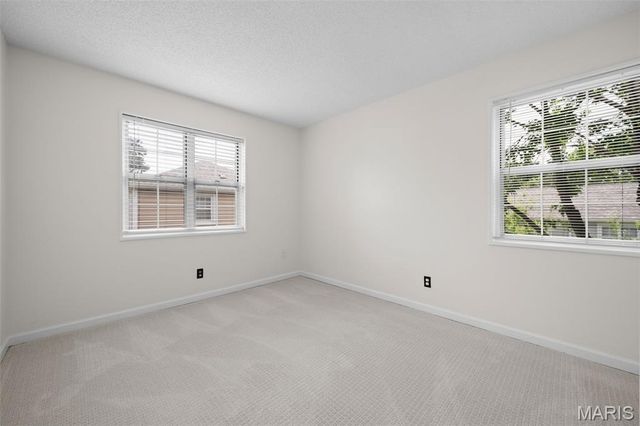 1441 Thrush Place, St Louis, MO 63144