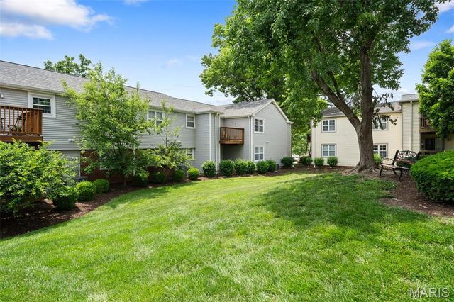 1441 Thrush Place, St Louis, MO 63144