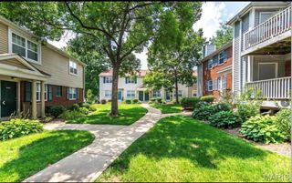 1441 Thrush Place, St Louis, MO 63144