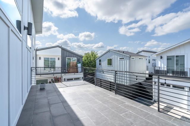 1419 Montopolis DR 1, Austin, TX 78741