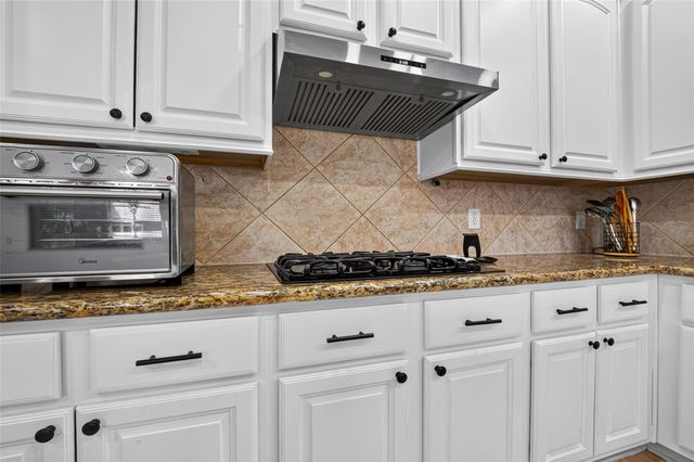 17418 Granberry Gate Drive, Tomball, TX 77377
