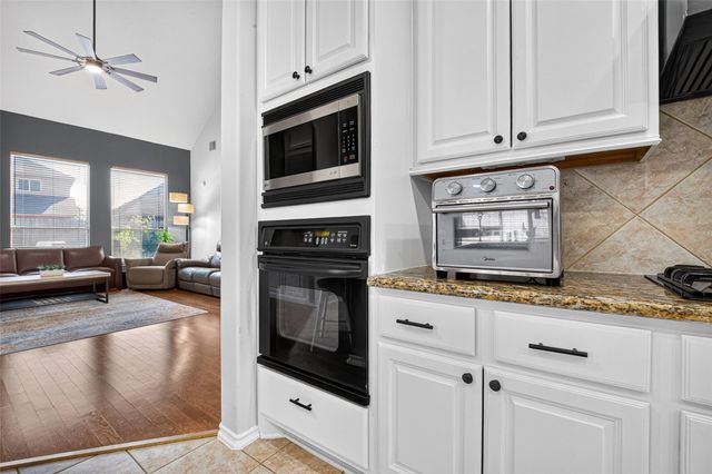 17418 Granberry Gate Drive, Tomball, TX 77377