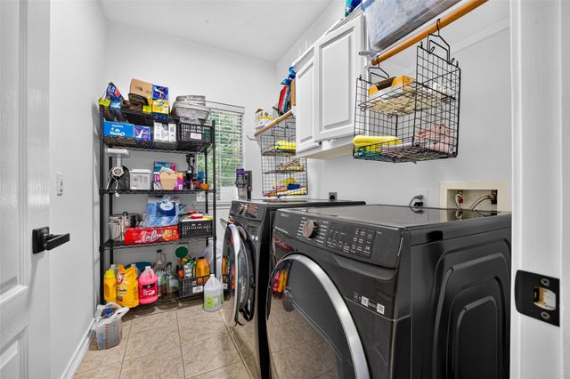 17418 Granberry Gate Drive, Tomball, TX 77377