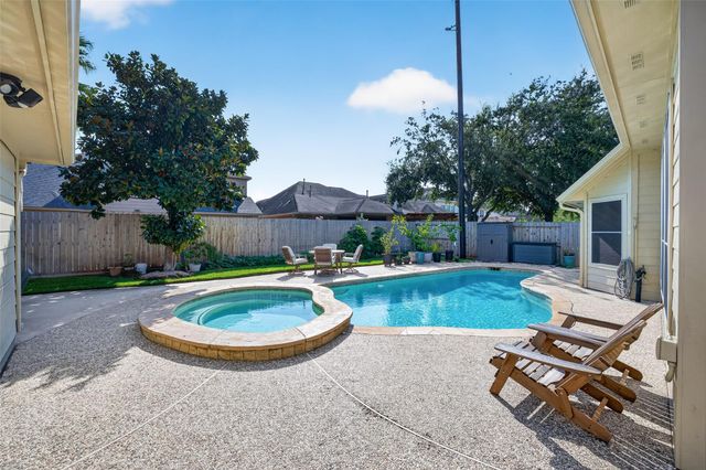 17418 Granberry Gate Drive, Tomball, TX 77377
