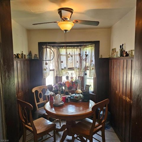 65 Hansbury Ave, Newark City, NJ 07112