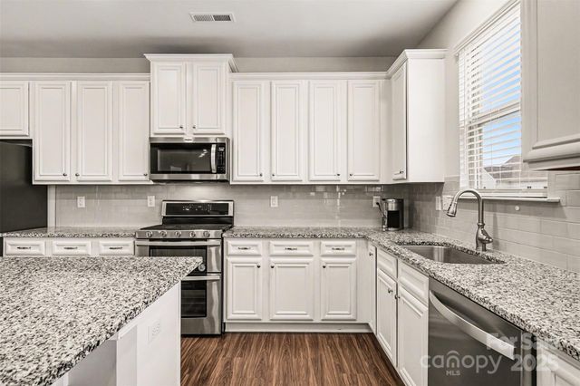 393 SE Winding Oaks Lane SE, Concord, NC 28025