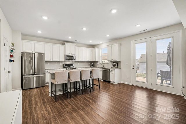 393 SE Winding Oaks Lane SE, Concord, NC 28025