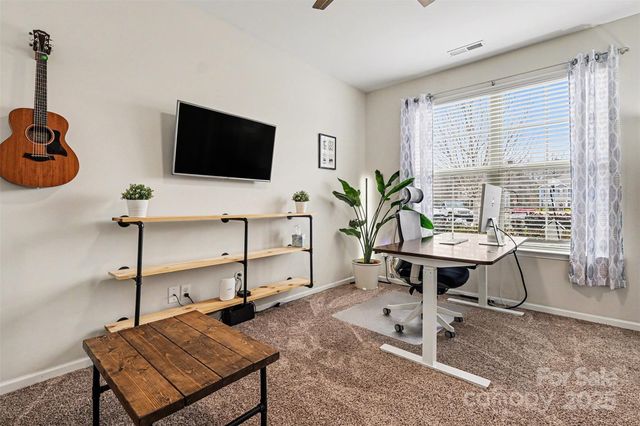 393 SE Winding Oaks Lane SE, Concord, NC 28025