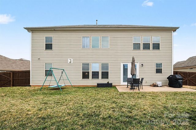 393 SE Winding Oaks Lane SE, Concord, NC 28025