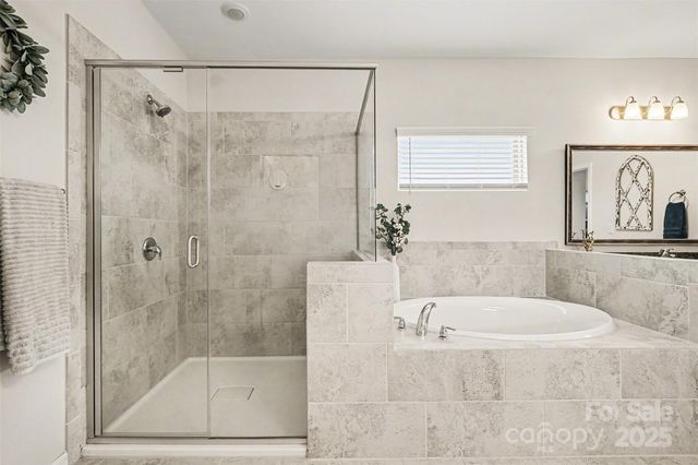 393 SE Winding Oaks Lane SE, Concord, NC 28025